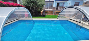 Magnífica y espaciosa villa con piscina y jardin